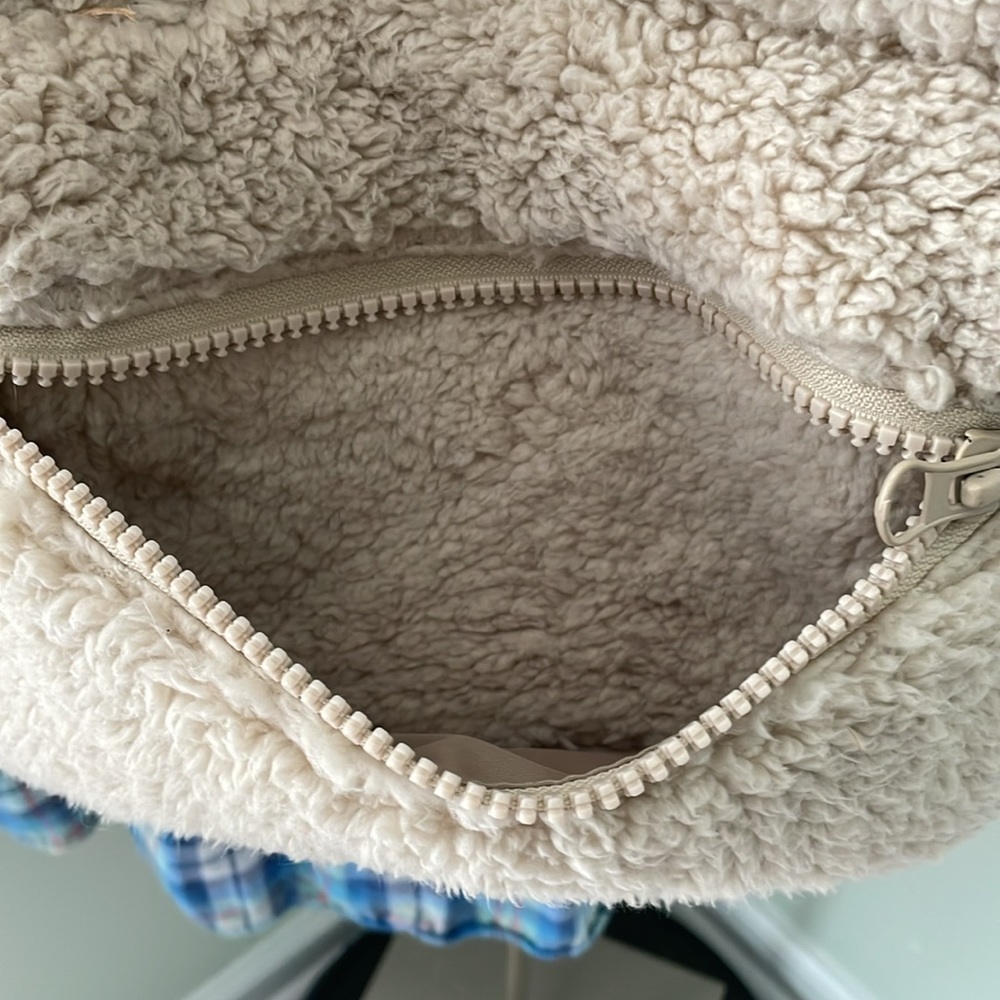 Eddie Bauer Oatmeal Sherpa Full-size backpack - Picture 5 of 7